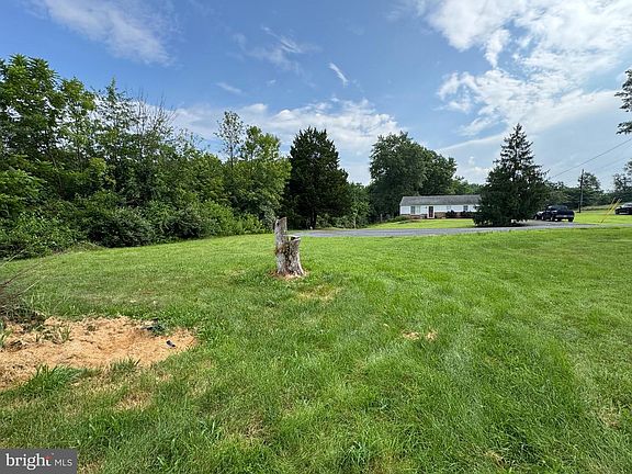 5th image of 513 Vinell Ln