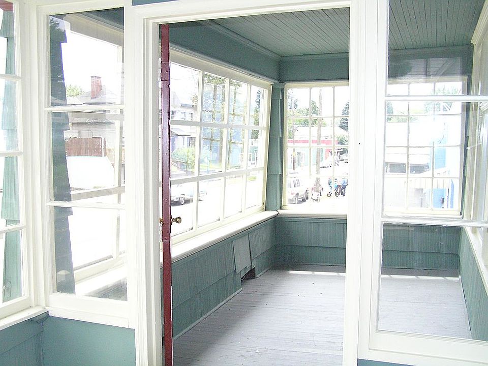 Enclosed Porch