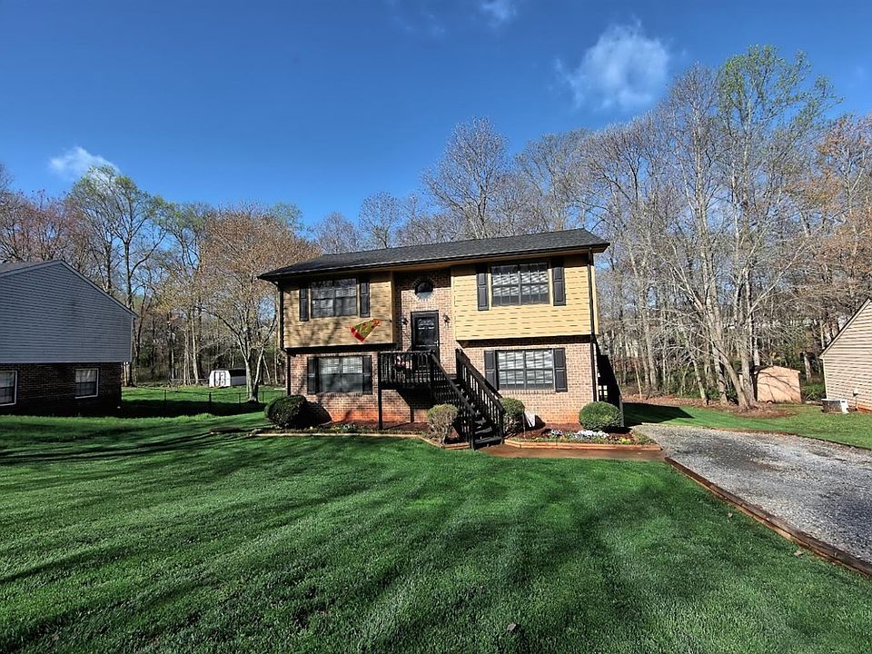 1st image of 503 Jefferson Woods Dr