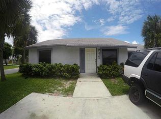 3765 Parkside Cir, Palm Springs, FL 33461