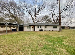 113 Larkin St, West Columbia, TX 77486