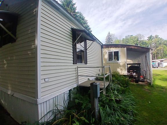5th image of 35 Cogswell Way
