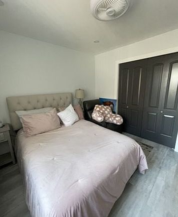 4th image of 1524 Longfellow Ave #1