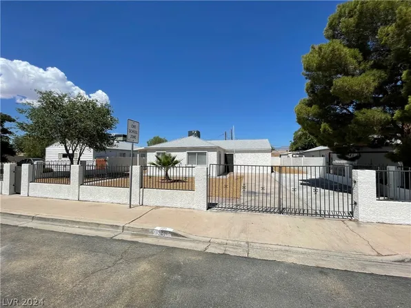 818 Bedford Rd, Las Vegas, NV 89107