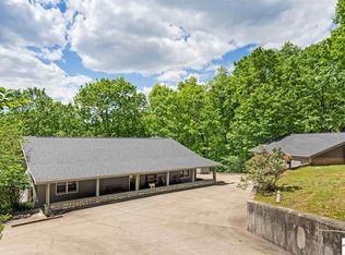 76 Sioux Lake Barkley, Cadiz, KY 42211