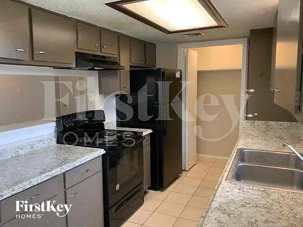 9819 Kiwi Ln — Photo 6