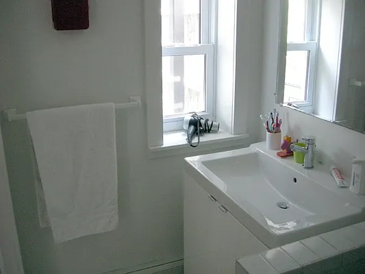 Rented by City Connections Realty | media 26