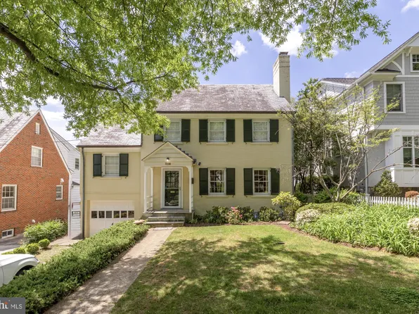 7208 Delfield St, Chevy Chase, MD 20815