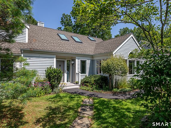 2nd image of 87 Canaan Road #7A