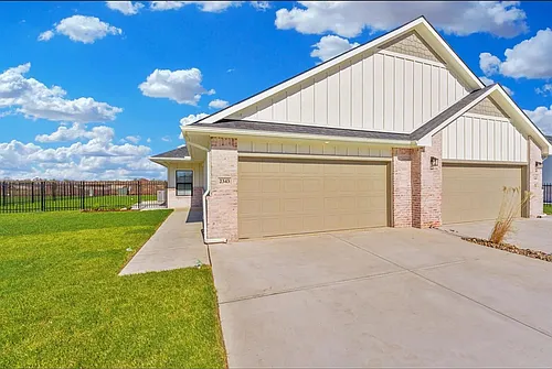 2295 E Spring Hill Ct Photo 1