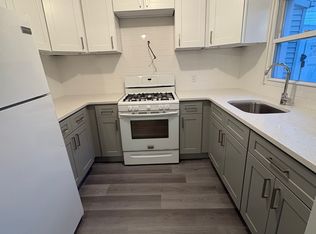 13 E 17th St #A, Bayonne, NJ 07002