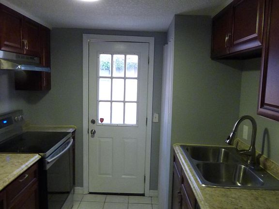 5th image of 8839 Dandy Ave