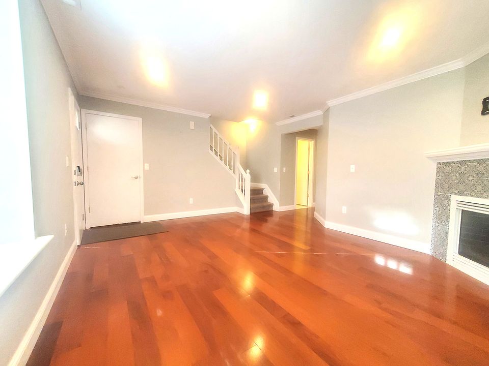 Spacious living room with fireplace