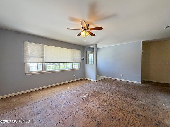 5th image of 35 Ruth Place