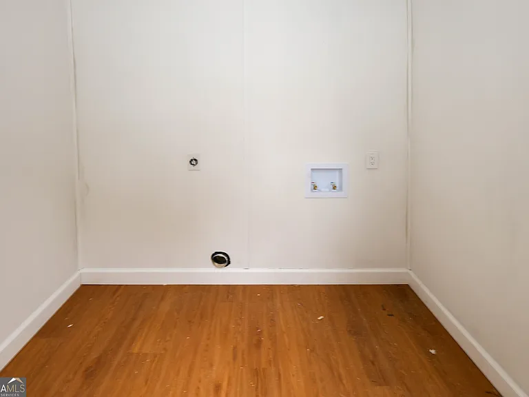2218 Dodson Dr — Photo 25