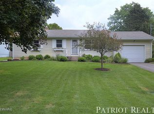 5646 Verta Dr NE, Belmont, MI 49306
