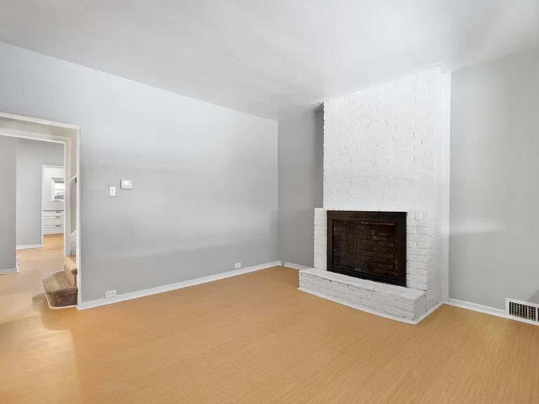 5007 Blair St — Photo 10
