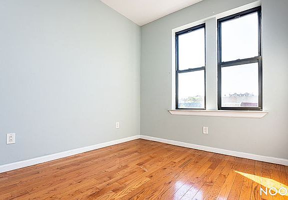4th image of 373 E 28th St APT 3F