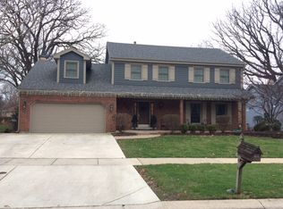 5346 Candlewood Ct, Lisle, IL 60532