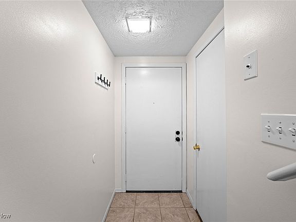 2nd image of 616 James Ave