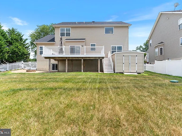 7495 Cavalcade Dr — Photo 46