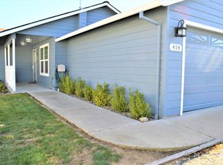 414 Jennah Ln, Medford, OR 97501