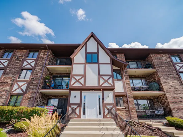 10532 Ridge Cove Dr APT 35A, Chicago Ridge, IL 60415
