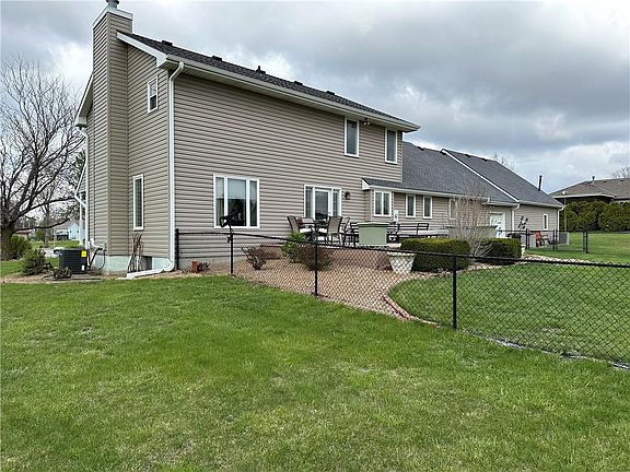 5th image of 25074 163rd St