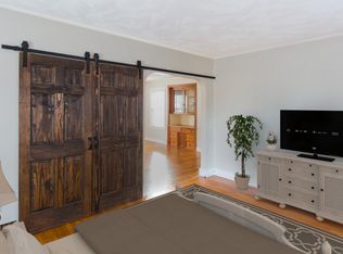 154 Hale St #1, Beverly, MA 01915