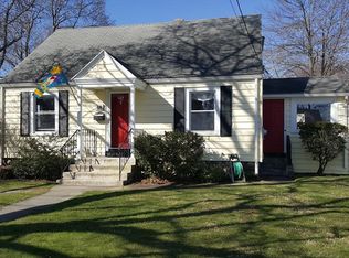 18 Sachem Ave, Worcester, MA 01606