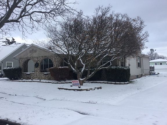 2nd image of 1319 98th St