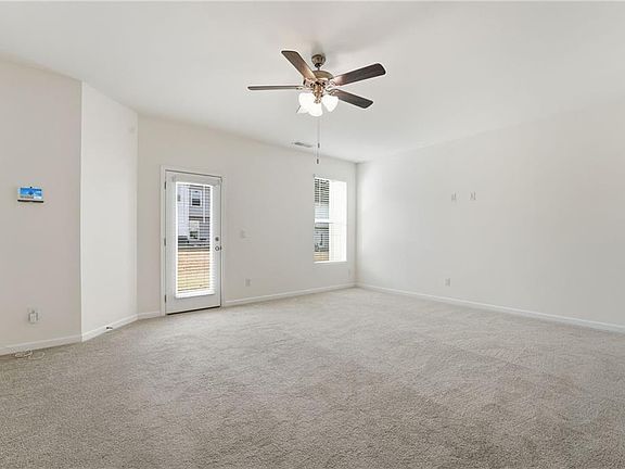 2nd image of 2687 Paxton Pl