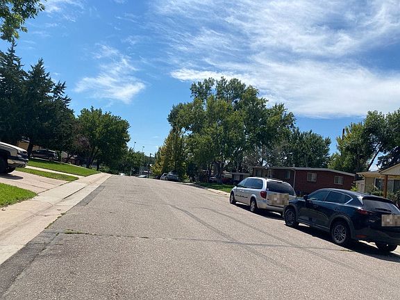 4th image of 4910 S Kalamath Dr