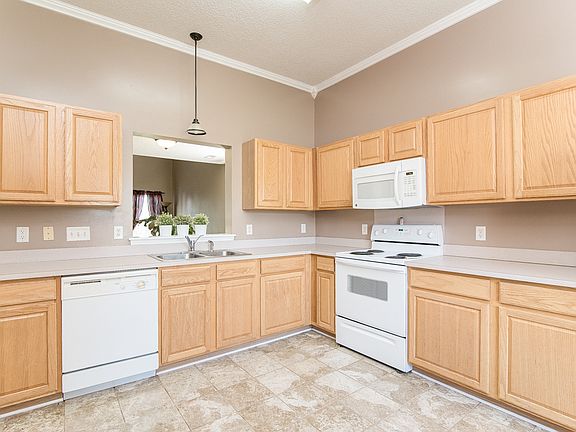 3rd image of 4710 Pickford Ct