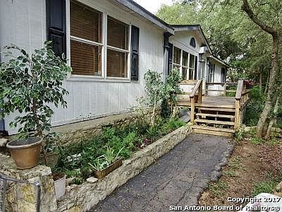 2nd image of 418 Cameron Trail & Joel