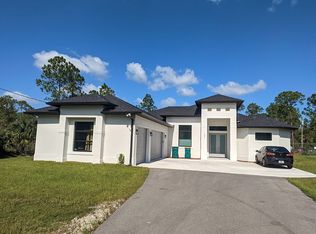 3485 8th Ave NE, Naples, FL 34120