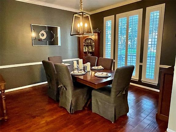 4th image of 1214 Braelinn Ln