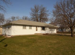 1103 18th St NE, Austin, MN 55912