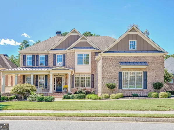 2591 Floral Valley Dr, Dacula, GA 30019