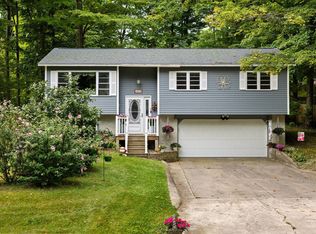 1973 Sparrow Dr, Traverse City, MI 49696