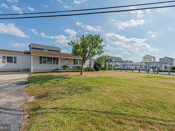 2nd image of 38844 Old Lighthouse Rd