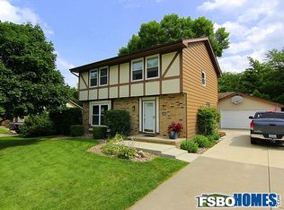 521 NE 7th St, Ankeny, IA 50021