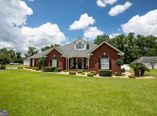 3930 Golfview Dr, Blackshear, GA 31516