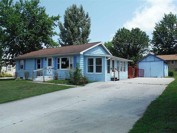 3rd image of 6 Cherry Ct