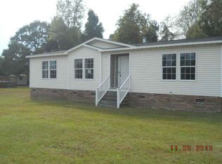 104 Bolling Ln, Sneads Ferry, NC 28460