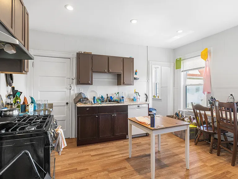 36 Fountain Ave #3 — Photo 7