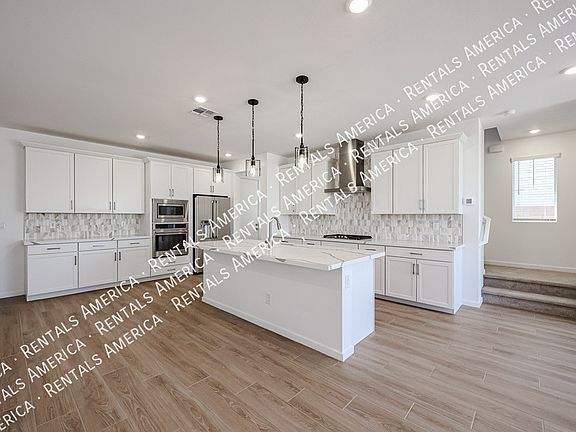 4th image of 2484 W Rowel Rd