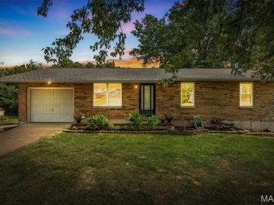 1121 Edgewood Dr, Festus, MO, 63028