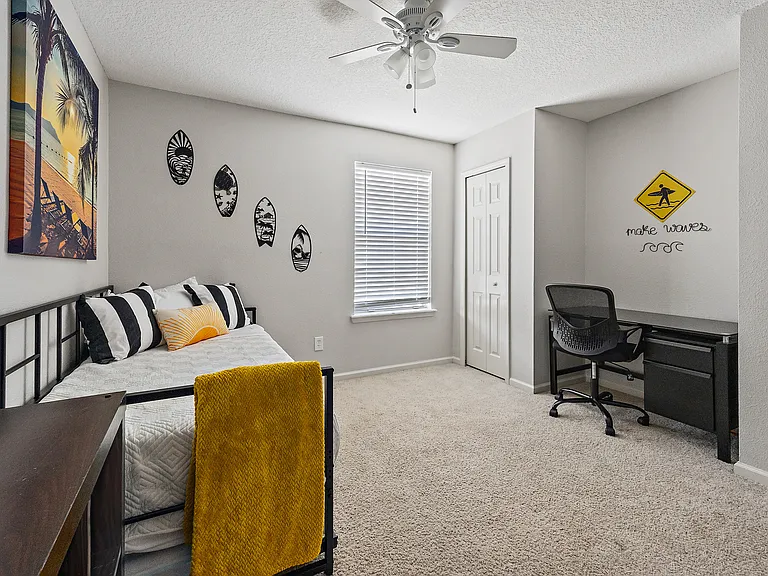 677 Scrub Jay Dr — Photo 10
