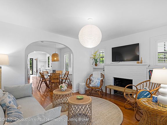 4th image of 812 Biscayne Dr